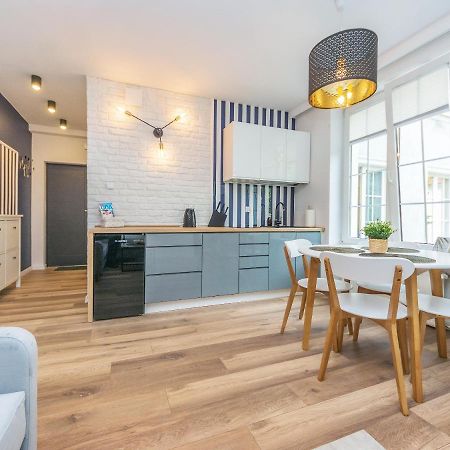 Glow Apartments, Apartament Dluga 69 Гданск Екстериор снимка