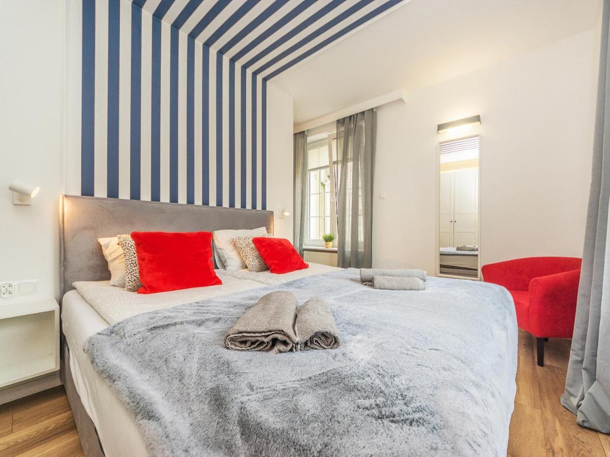 Glow Apartments, Apartament Dluga 69 Гданск Екстериор снимка