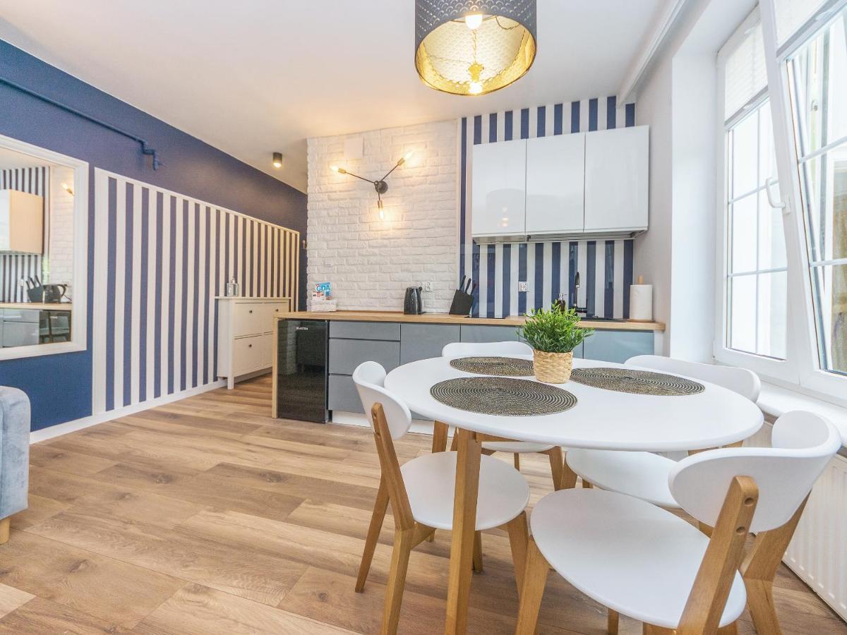 Glow Apartments, Apartament Dluga 69 Гданск Екстериор снимка